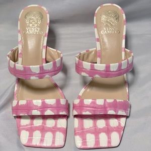 Vince Camuto Aslee heels